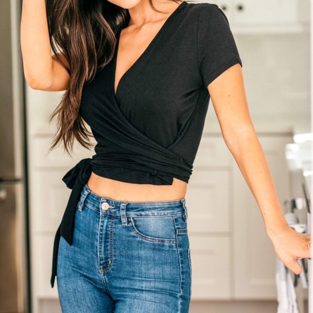Sozy Elena Crop Top Black Wrap Side Tie Short Sleeve V-Neck Small
